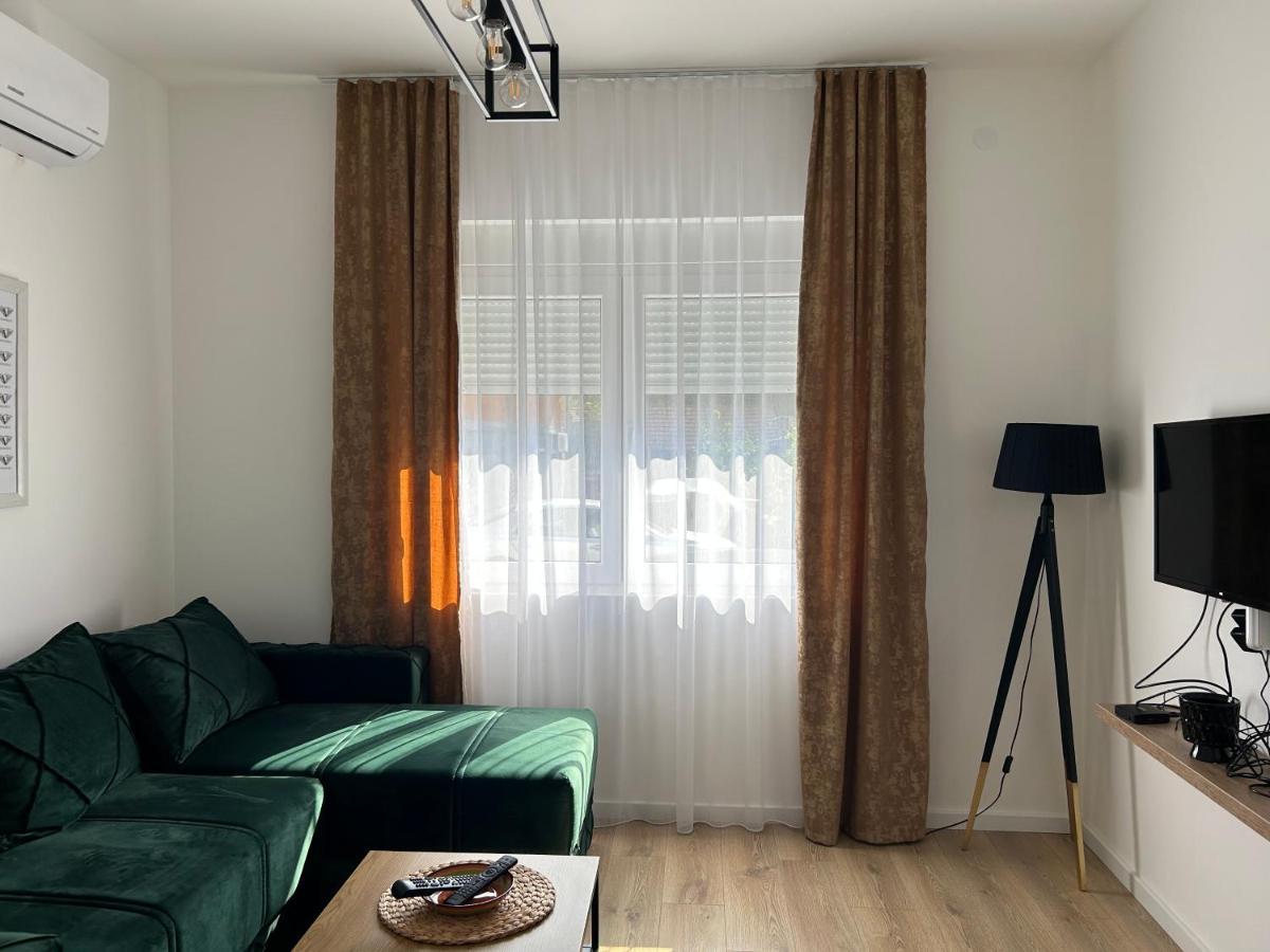 La Casa Apartments Jagodina Exterior foto